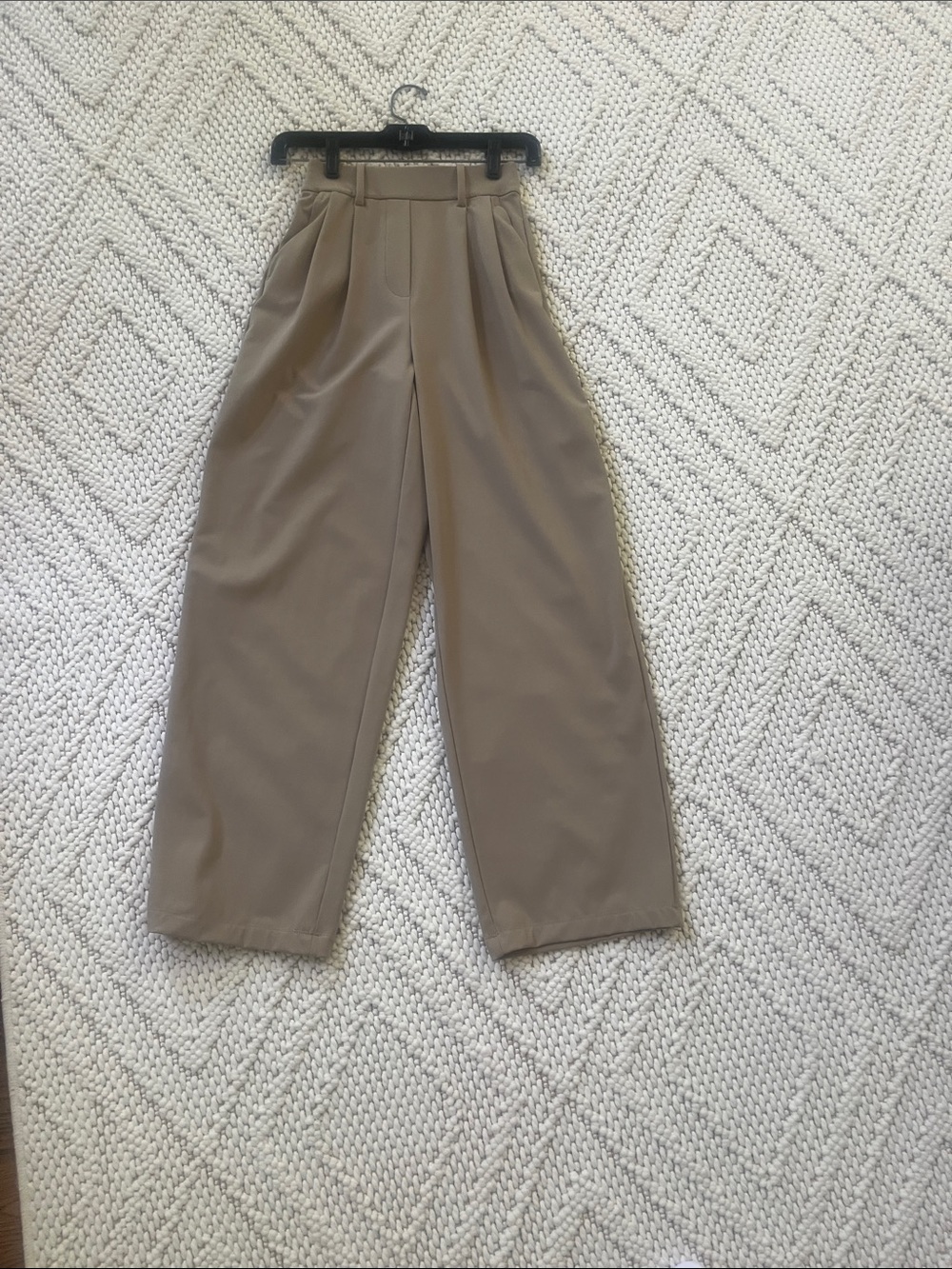 Lululemon Daydrift High-Rise Trouser